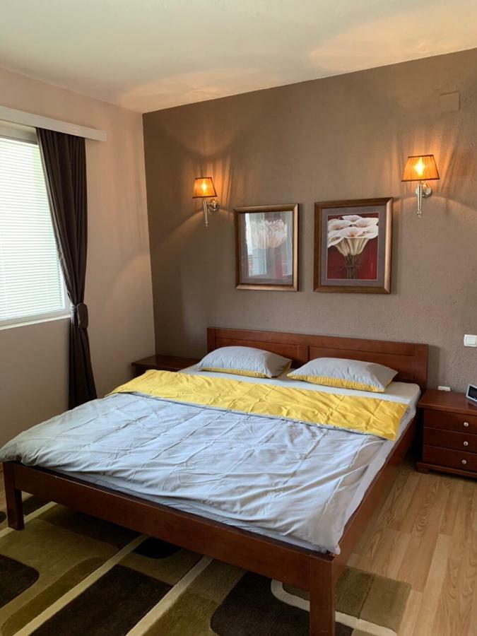 Apartmani Alo Alo بلاف المظهر الخارجي الصورة