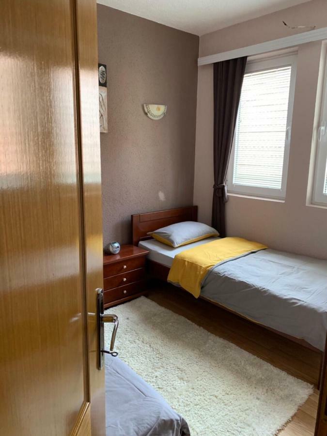 Apartmani Alo Alo بلاف المظهر الخارجي الصورة