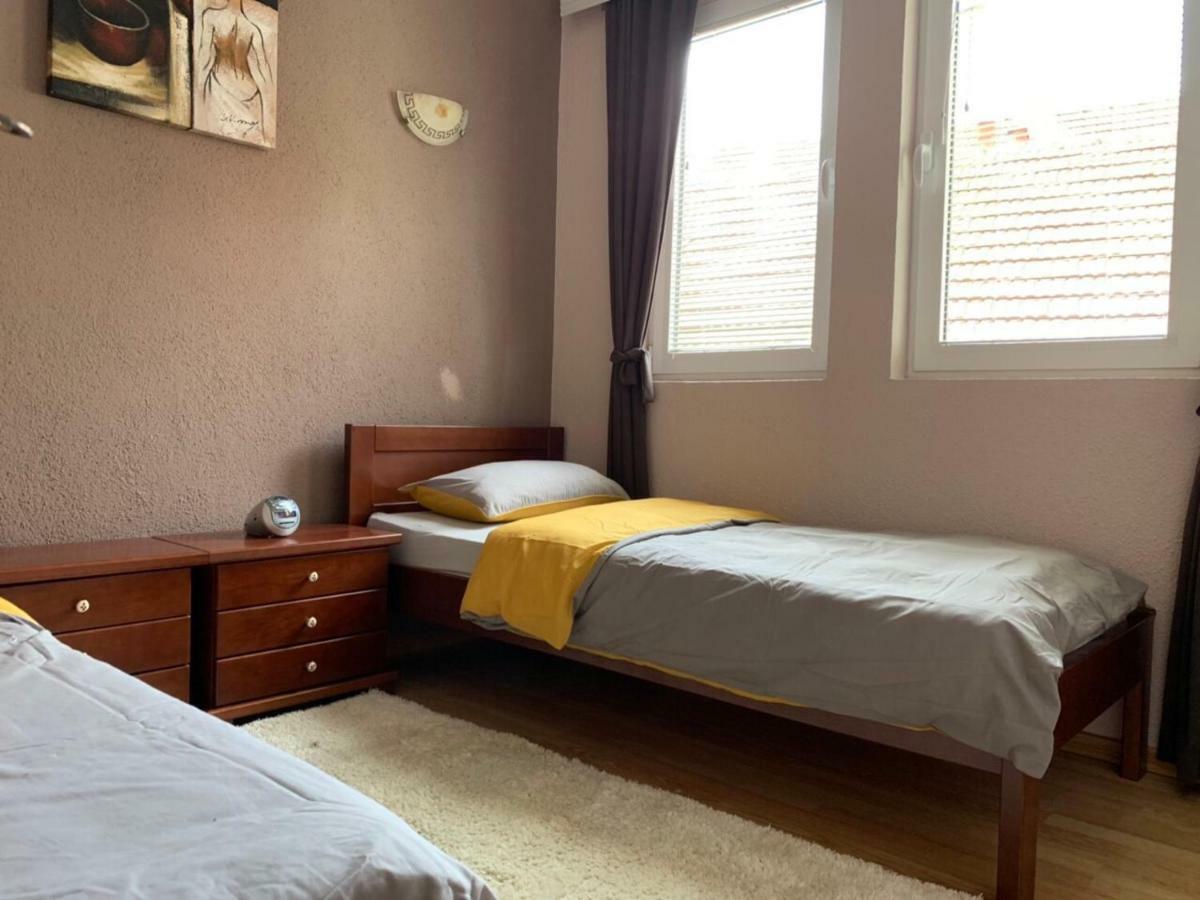 Apartmani Alo Alo بلاف المظهر الخارجي الصورة
