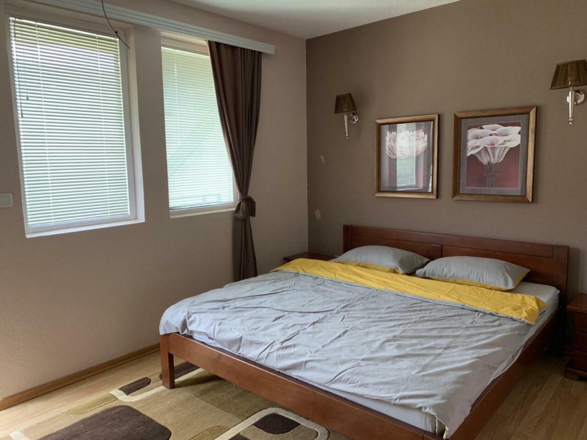 Apartmani Alo Alo بلاف المظهر الخارجي الصورة